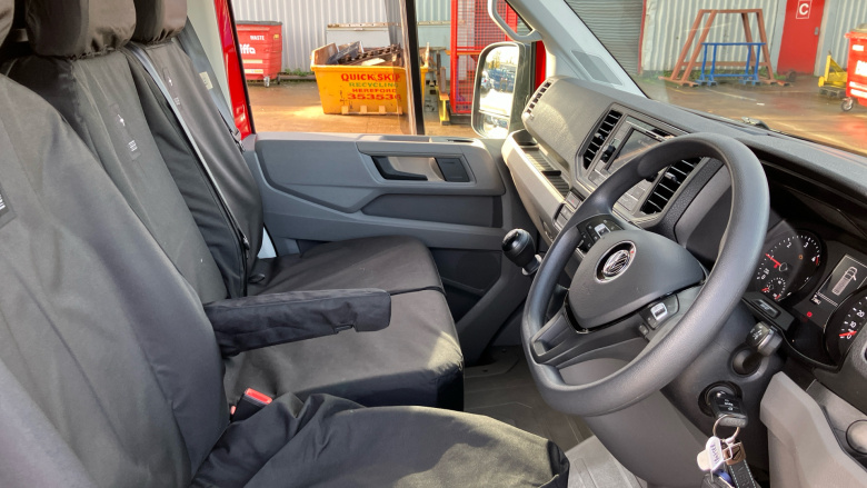 Volkswagen Crafter Cr35 Mwb Diesel 2.0 TDI 177PS Commerce Plus High Roof Van